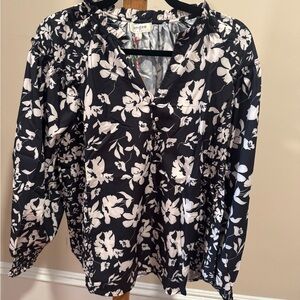 UMGEE #41 - NWT Black and White Floral Blouse (bin S3)